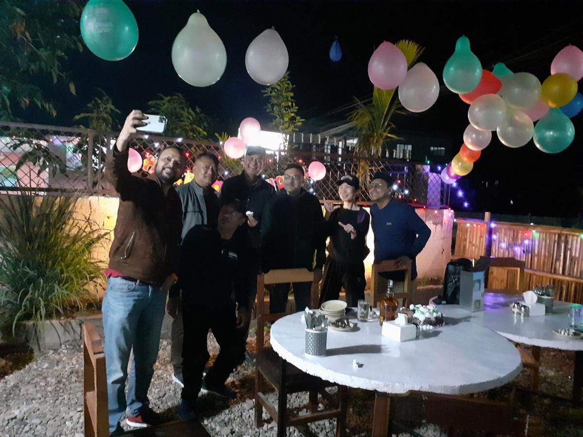 Hotel Tiger Tops Sauraha Kültér fotó